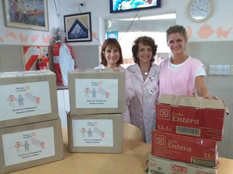 Donación de los Rotarios de Ezpeleta a las 