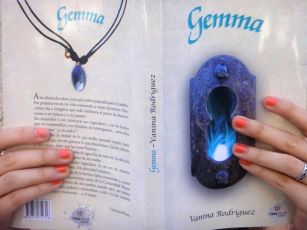La escritora Vanina Rodríguez presenta “Gemma”