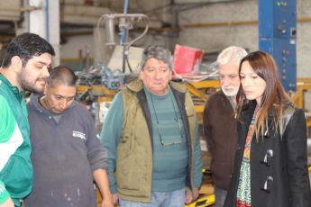 Diputada quilmeña visitó la cooperativa Evaquil