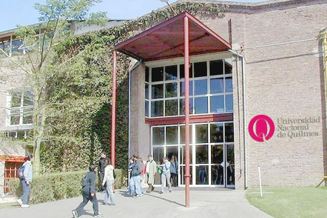 Concejales buscan que la Comuna le perdone las deudas a la UNQ